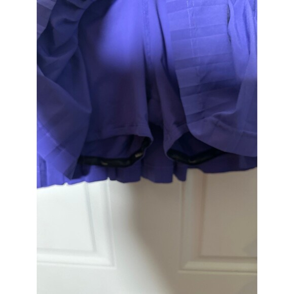 Lululemon Pleat To Street Skirt II Iris Flower Purple Sz 6 - Picture 2 of 5